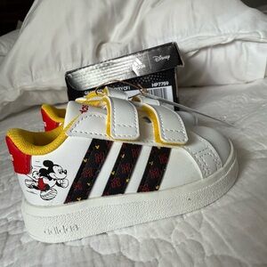 Adidas Kids' White and Yellow Mickey Mouse Sneakers